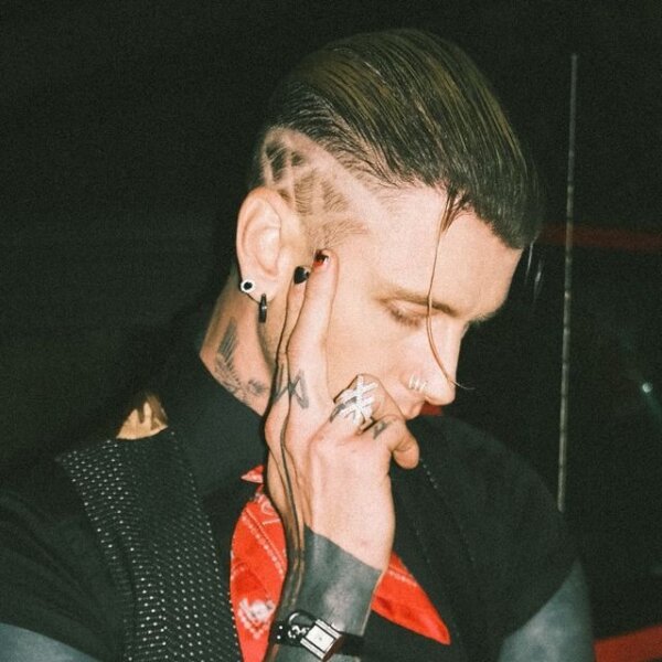 Medicate - Mgk x Pop Punk x Pop Rock